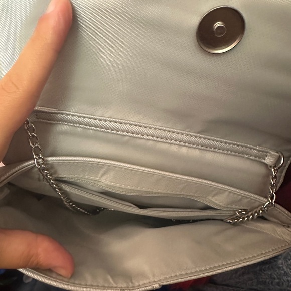 Guess cross body bag - Picture 3 of 7